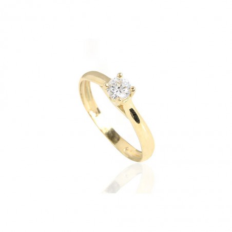 Sortija de Oro Amarillo 18K con engaste en 4 garras